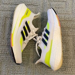 Adidas Ultraboost 21 White Black Womens 9 Worn Once